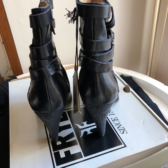 FRYE MIKAELA STRAPPY BLACK LEATHER HEELS SIZE US 9 - Picture 4 of 5